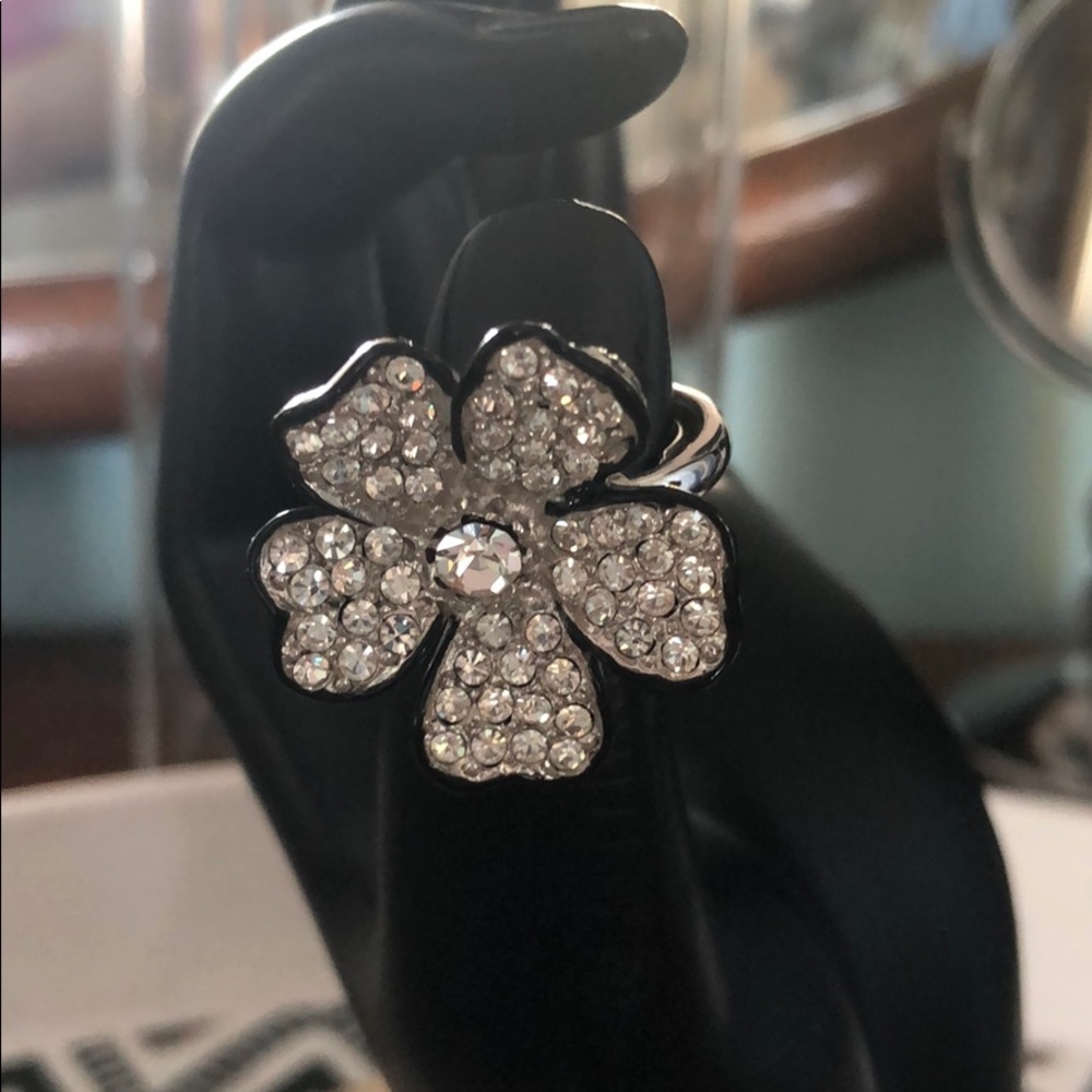 Kenneth Lane Rhinestone Flower Ring 7/8